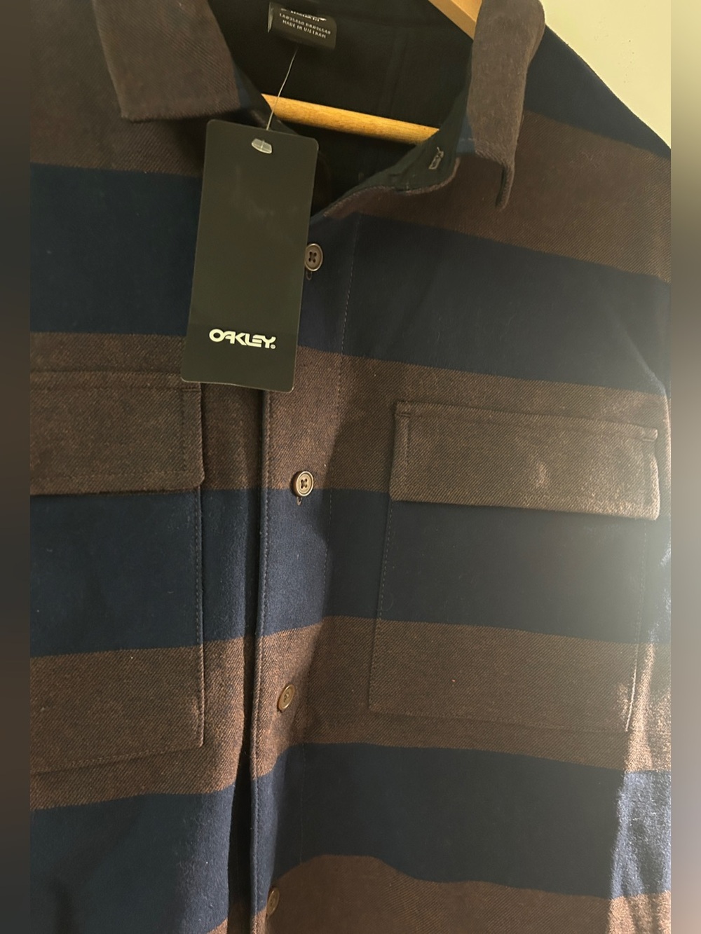 NEW Men’s Oakley Flannel Wide Stripe Shirt Jacket • Navy & Brown • Size XL